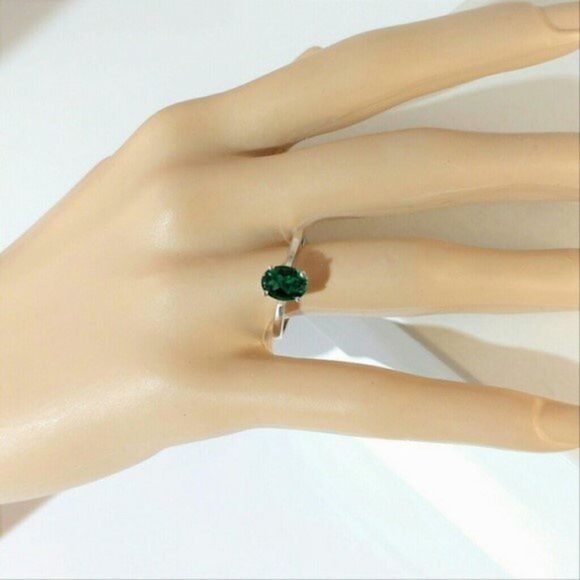 Emerald Solitaire Ring 1.2 Carats Ring Size 7 - Picture 5 of 6